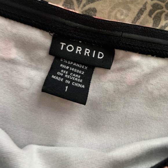 Torrid Floral Off the Shoulder Babydoll Top - Picture 5 of 5